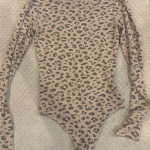 Leopard Print Long Sleeve Bodysuit